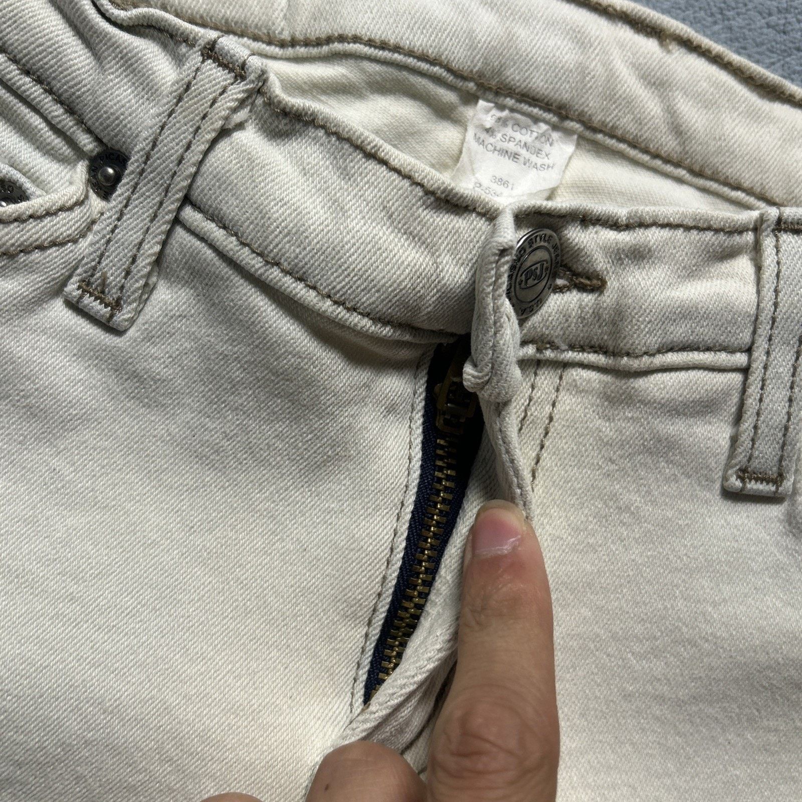 Levi's Beyond Baggy Jeans Small 24x32 USA Raw Hem Flare Hamilton Size 24" / US 00 / IT 34 - 13 Thumbnail