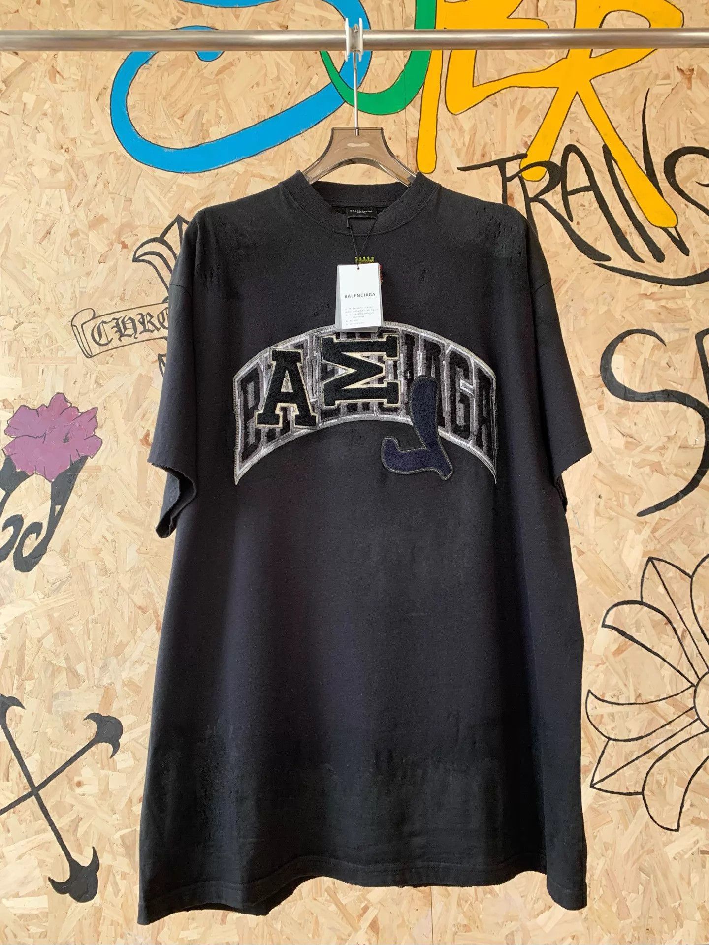 Balenciaga Balenciaga Mud Dye Manchester United Black Tee Size US L / EU 52-54 / 3 - 1 Thumbnail