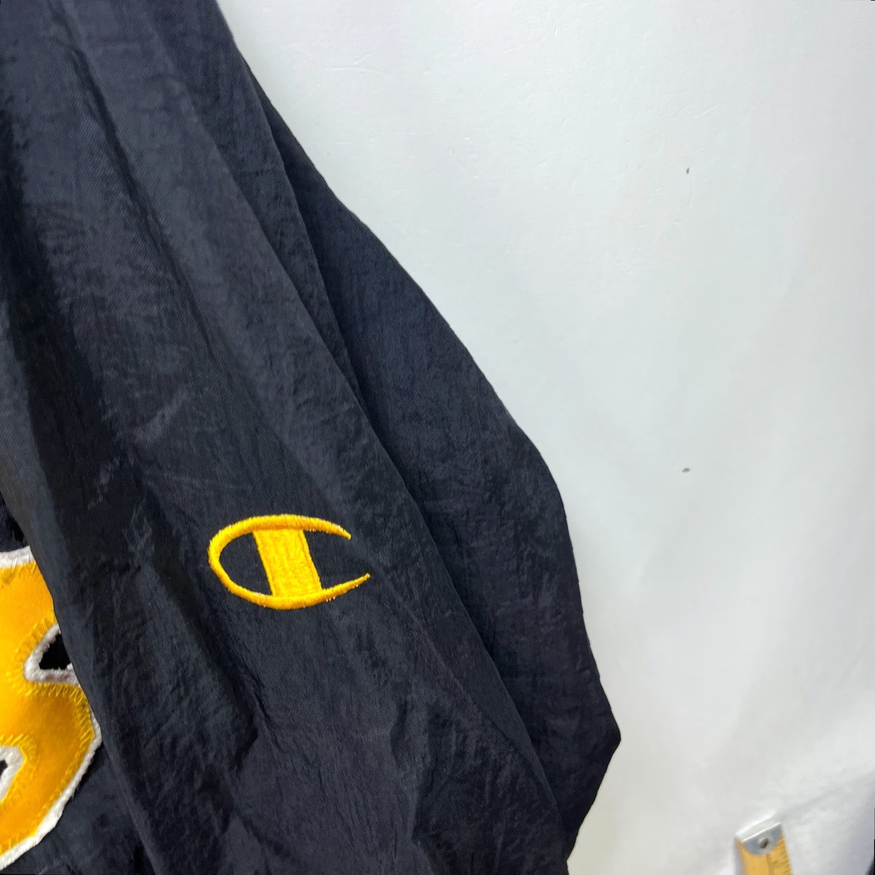 Champion VINTAGE Champion Cadets Pullover Windbreaker Jacket M Black 90s Logo Size US M / EU 48-50 / 2 - 4 Thumbnail