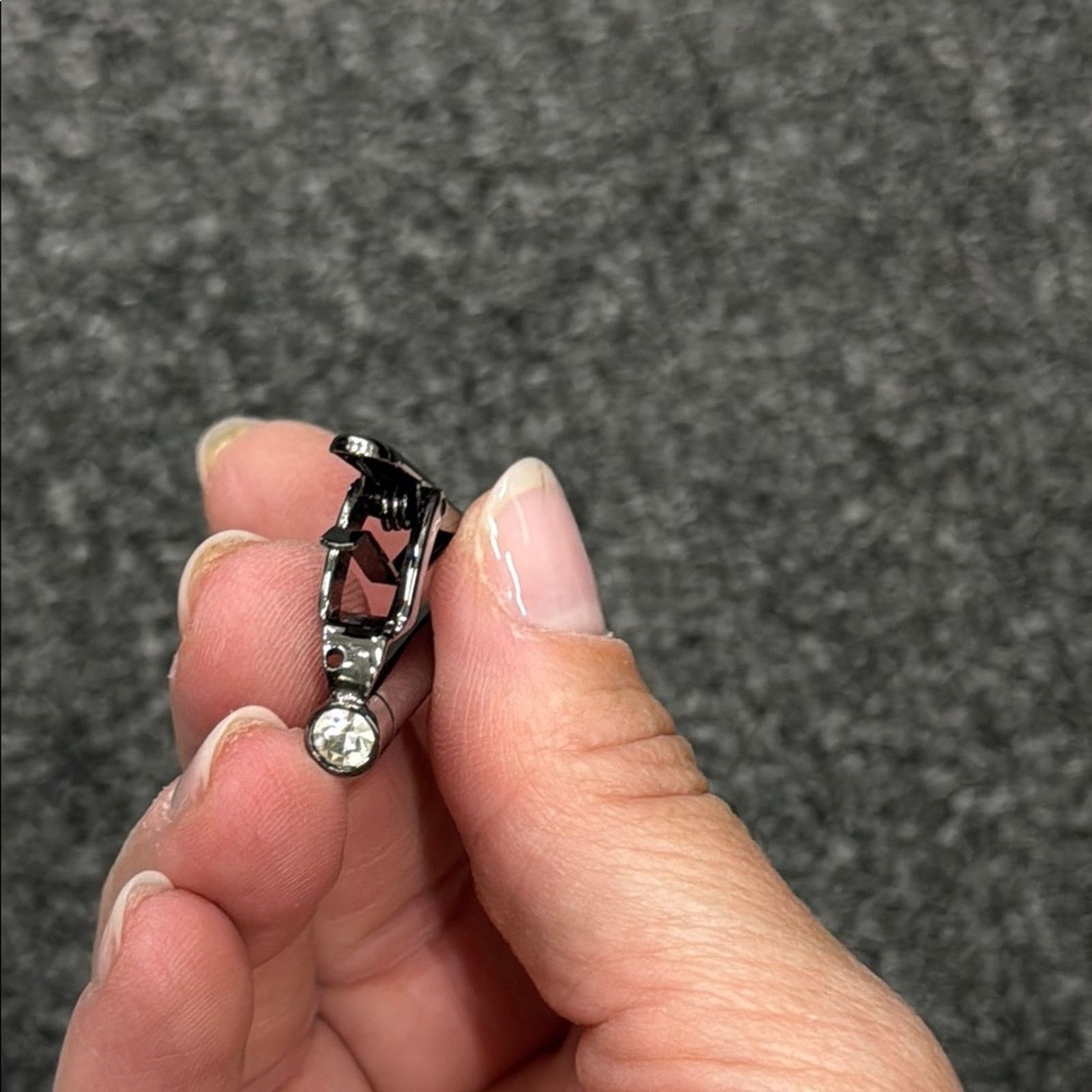 Other NWT Elegant Silver Tie holder Clip crystal detail Size ONE SIZE - 7 Thumbnail