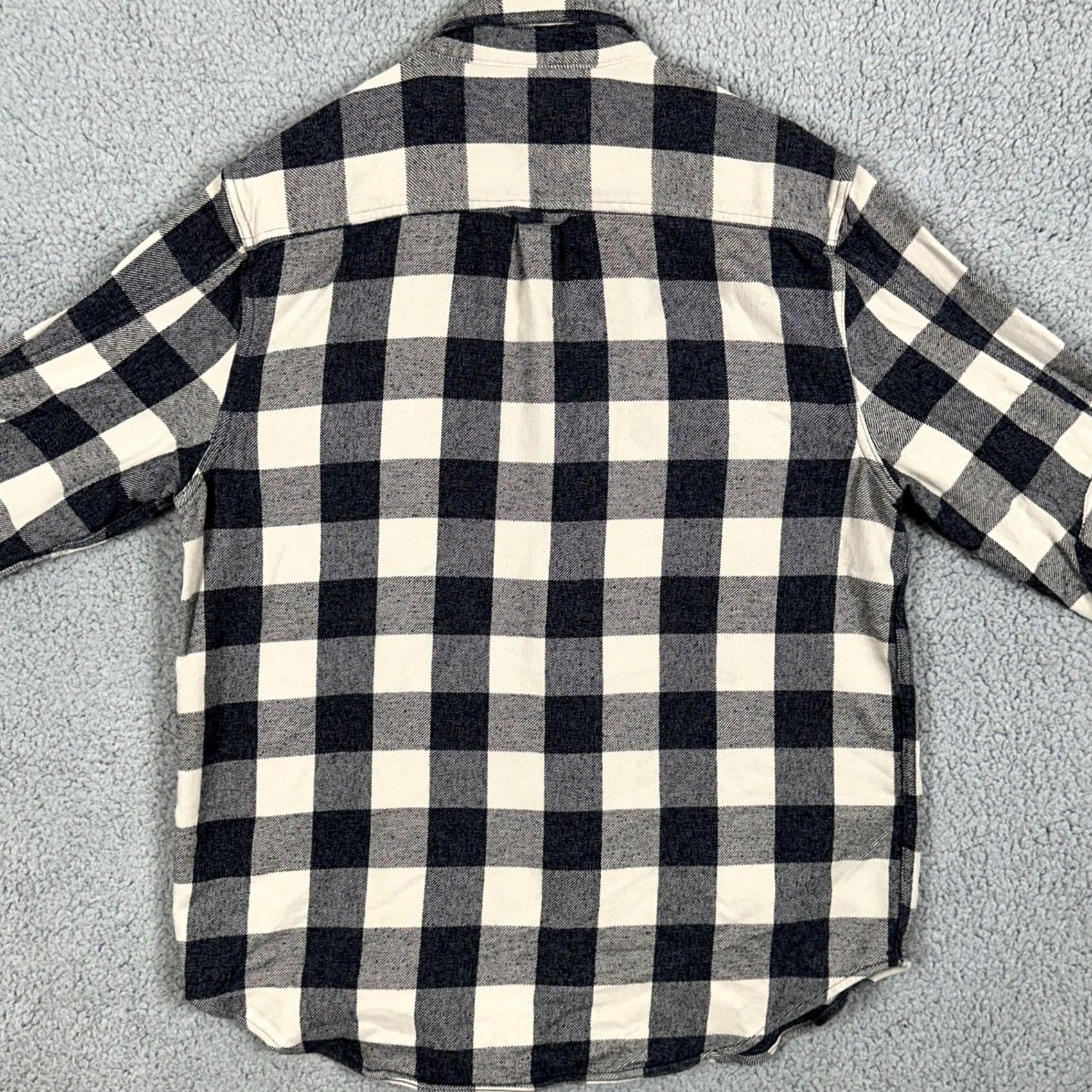 Lucky Brand Lucky Brand Shirt Flannel Plaid Blue Gray Men Large Classic Fit Button-Up Pockets Long Sleeve Size US L / EU 52-54 / 3 - 2 Thumbnail