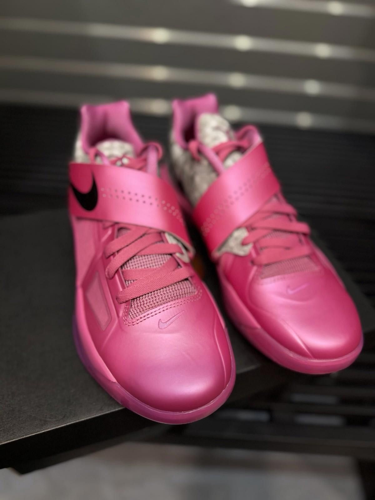 Nike Size 9 - Nike Zoom KD 4 “Aunt Pearl” - (HF9098-600) Size US 9 / EU 42 - 7 Thumbnail