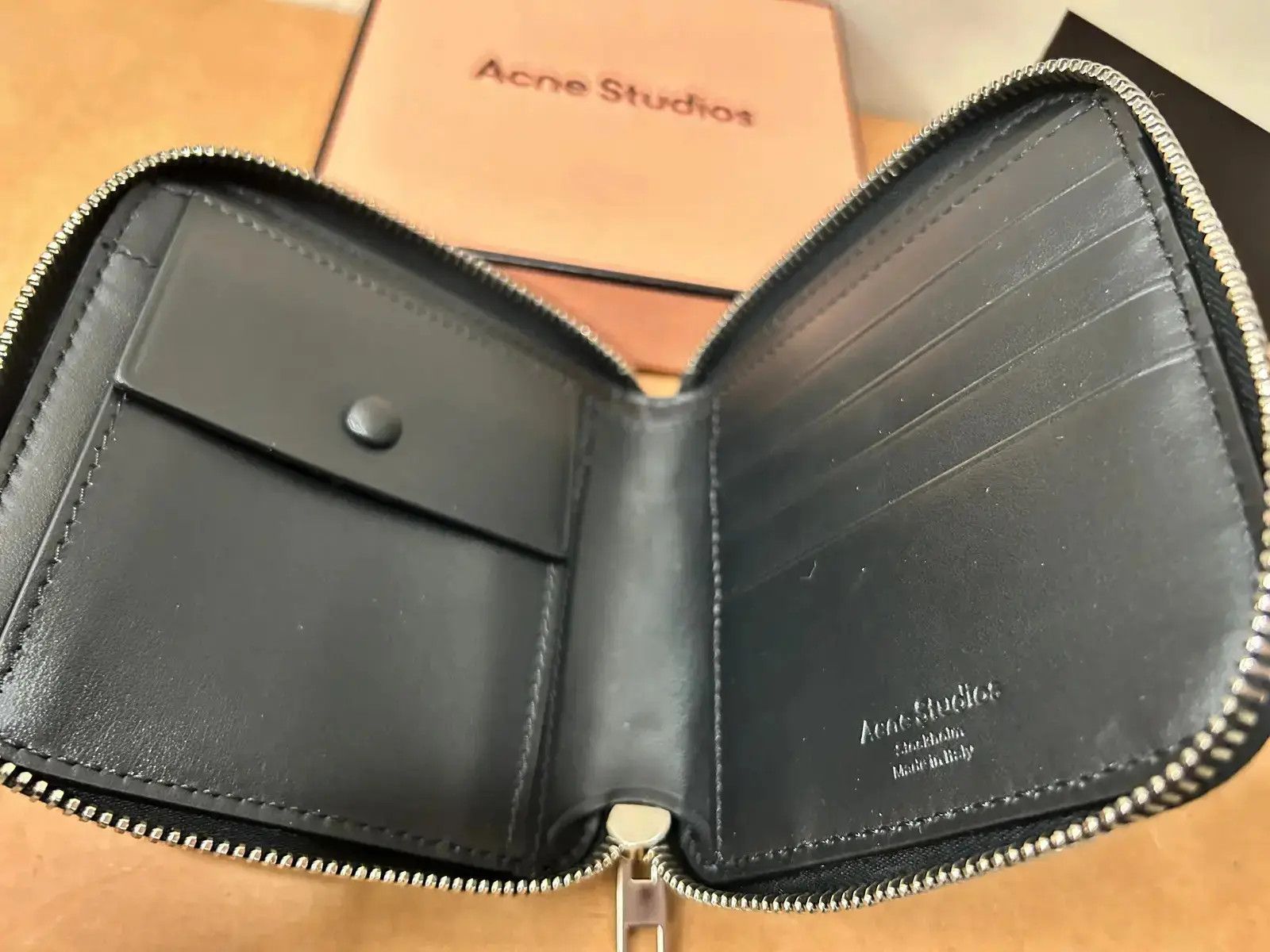 ACNE STUDIOS Csarite Zippered wallet