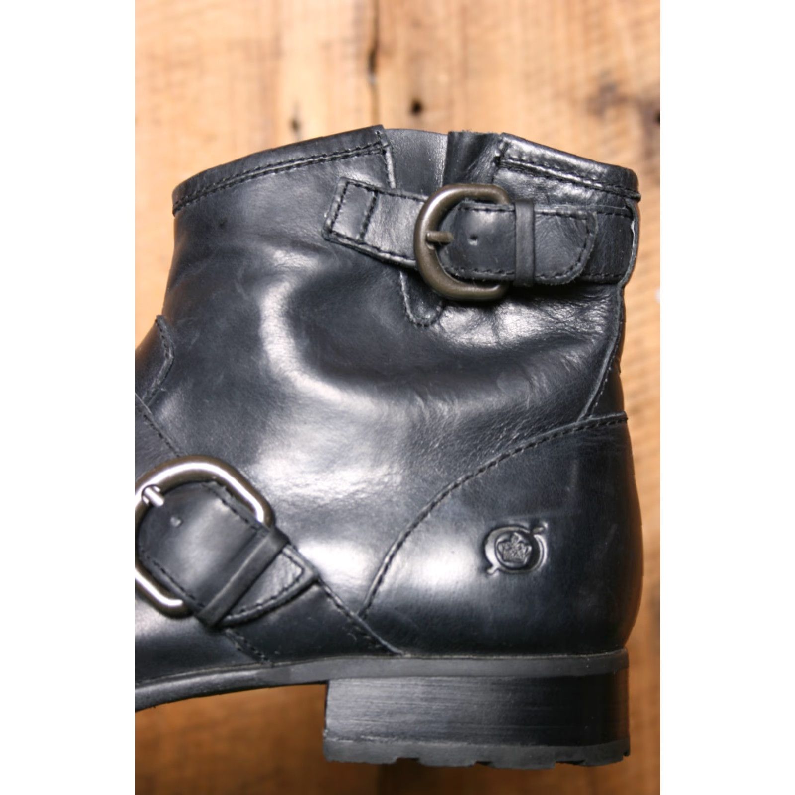 Born BORN Regis Black Leather Leopard Print Lined Buckle Strap Ankle Boots Sz. 7 Boots Womens Leather Buckle Ankle Bootie 7 Female Size US 7 / IT 37 - 7 Thumbnail