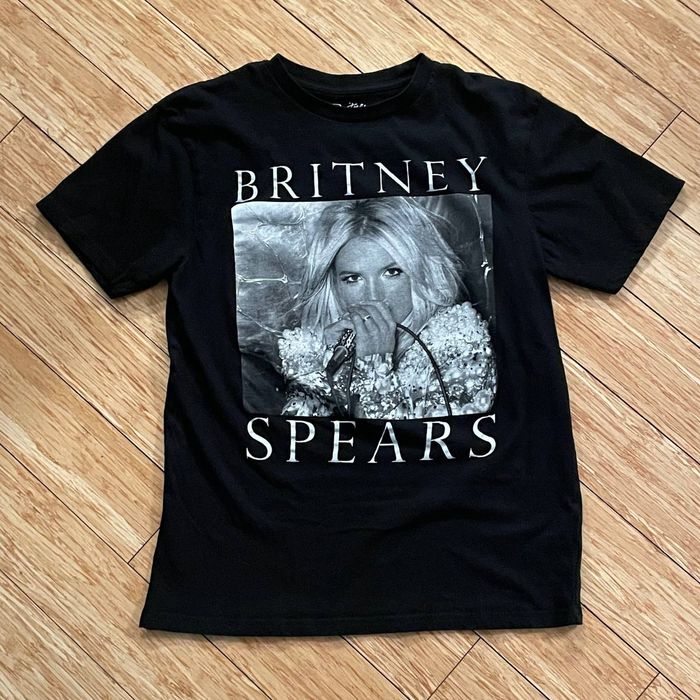 Blank Britney Spears T-Shirt tee retro y2k 90s pop diva nsync | Grailed