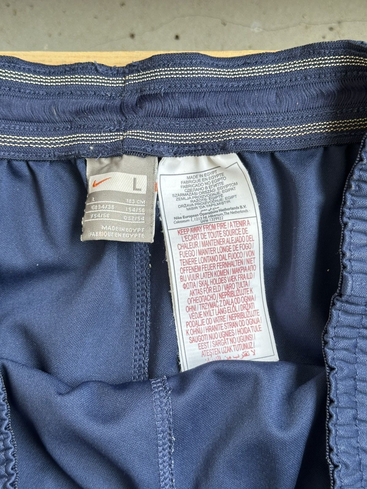 Nike Nike Vintage Navy Jersey Shorts Size US 34 / EU 50 - 5 Thumbnail