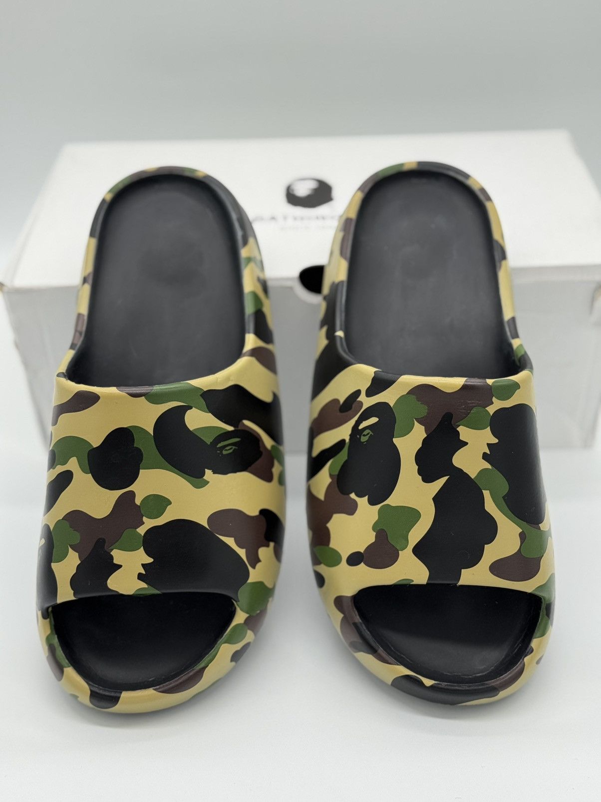 Bape Bape 1st camo slides yellow camo Size US 10 / EU 43 - 5 Thumbnail