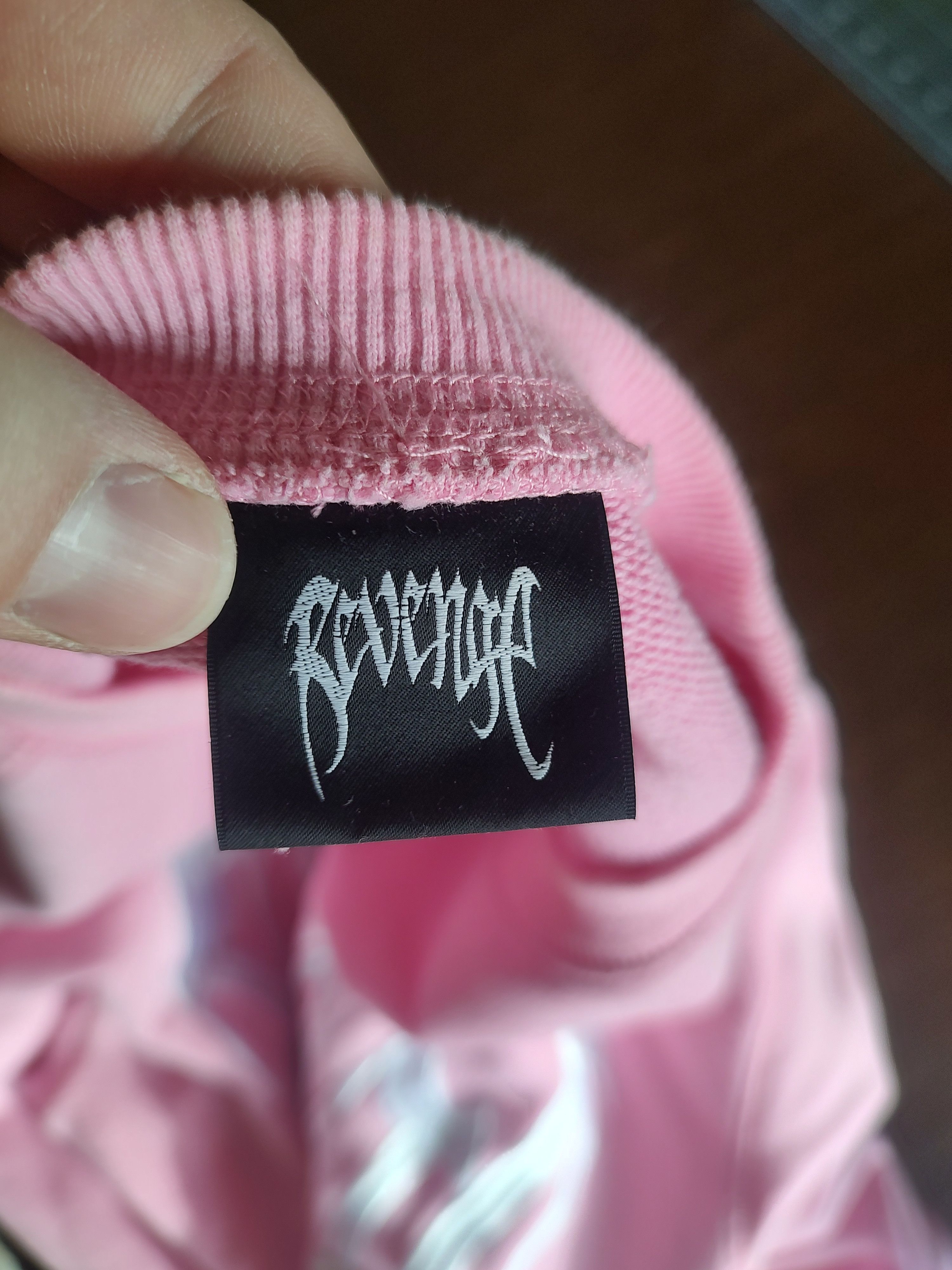 Revenge Revenge Pink Metal Logo Crewneck Size US L / EU 52-54 / 3 - 5 Thumbnail