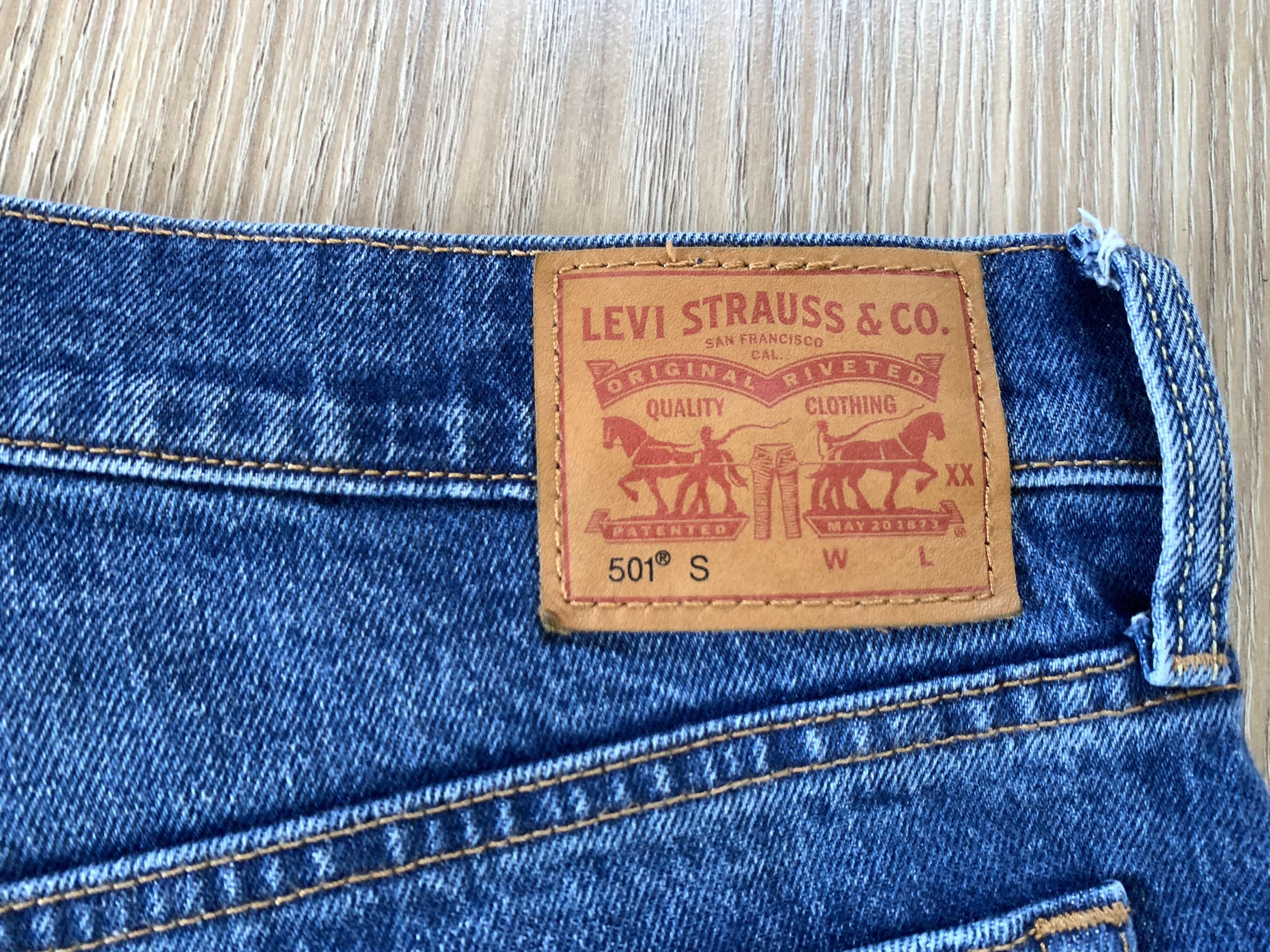 Levi's Women’s Levis 501 Blue Denim Jeans Size 28" / US 6 / IT 42 - 8 Thumbnail