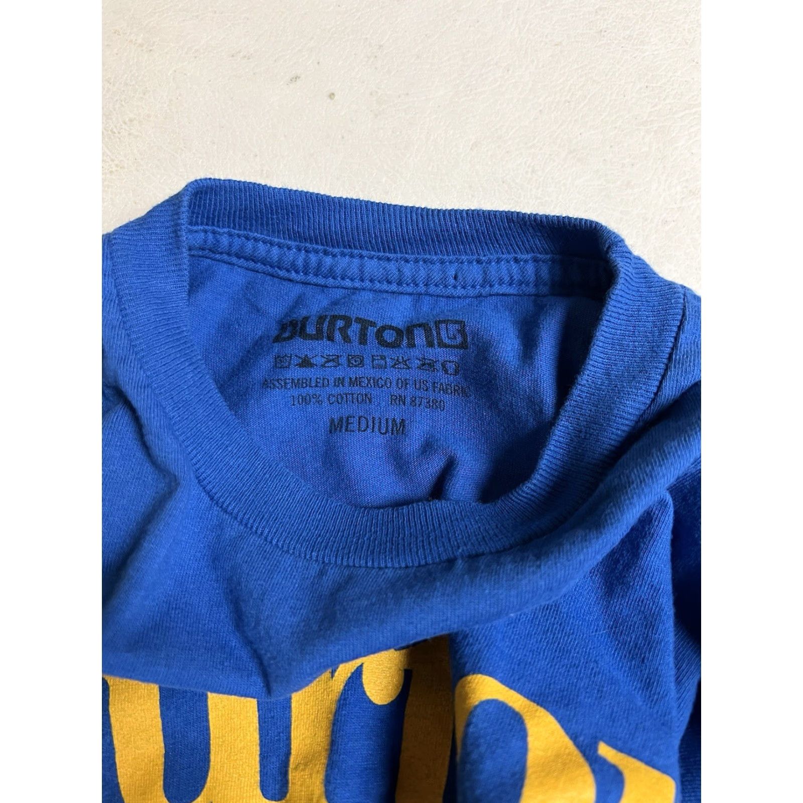 Burton BURTON T-Shirt Men M Blue Cotton Logo Crew Neck Short Sleeve California Outdoor Angels Hole Back Vintage: No (Note: Hole) Size US M / EU 48-50 / 2 - 4 Thumbnail