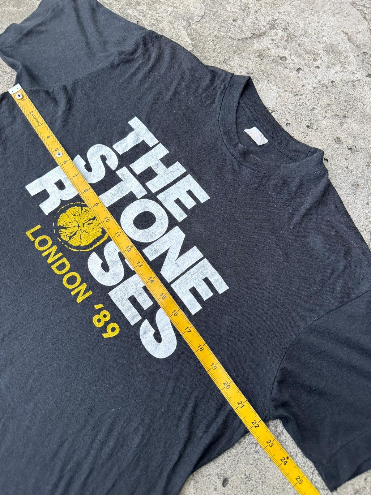 Band Tees Vintage Rare The Stone Roses 89 London Tshirt Size US XL / EU 56 / 4 - 7 Thumbnail