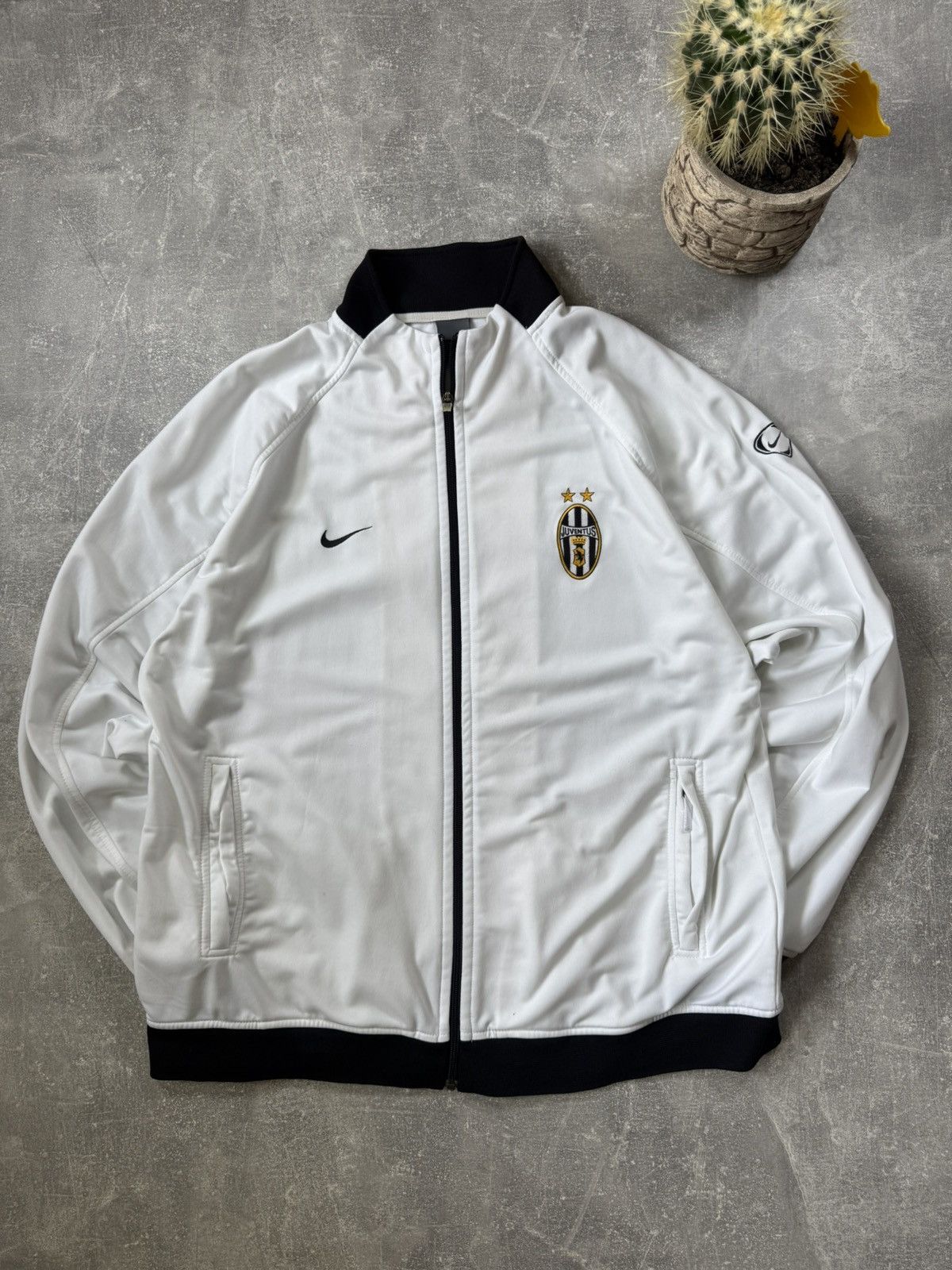 Vintage Vintage Nike Juventus Soccer Zip Light Suit Jacket Y2K Drill Size US XL / EU 56 / 4 - 1 Thumbnail