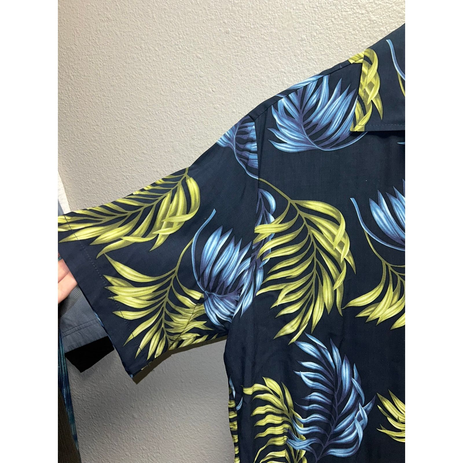 Other Vintage Bishop St. Button Down Shirt Blue Hawaii Floral Tee Size US M / EU 48-50 / 2 - 5 Thumbnail
