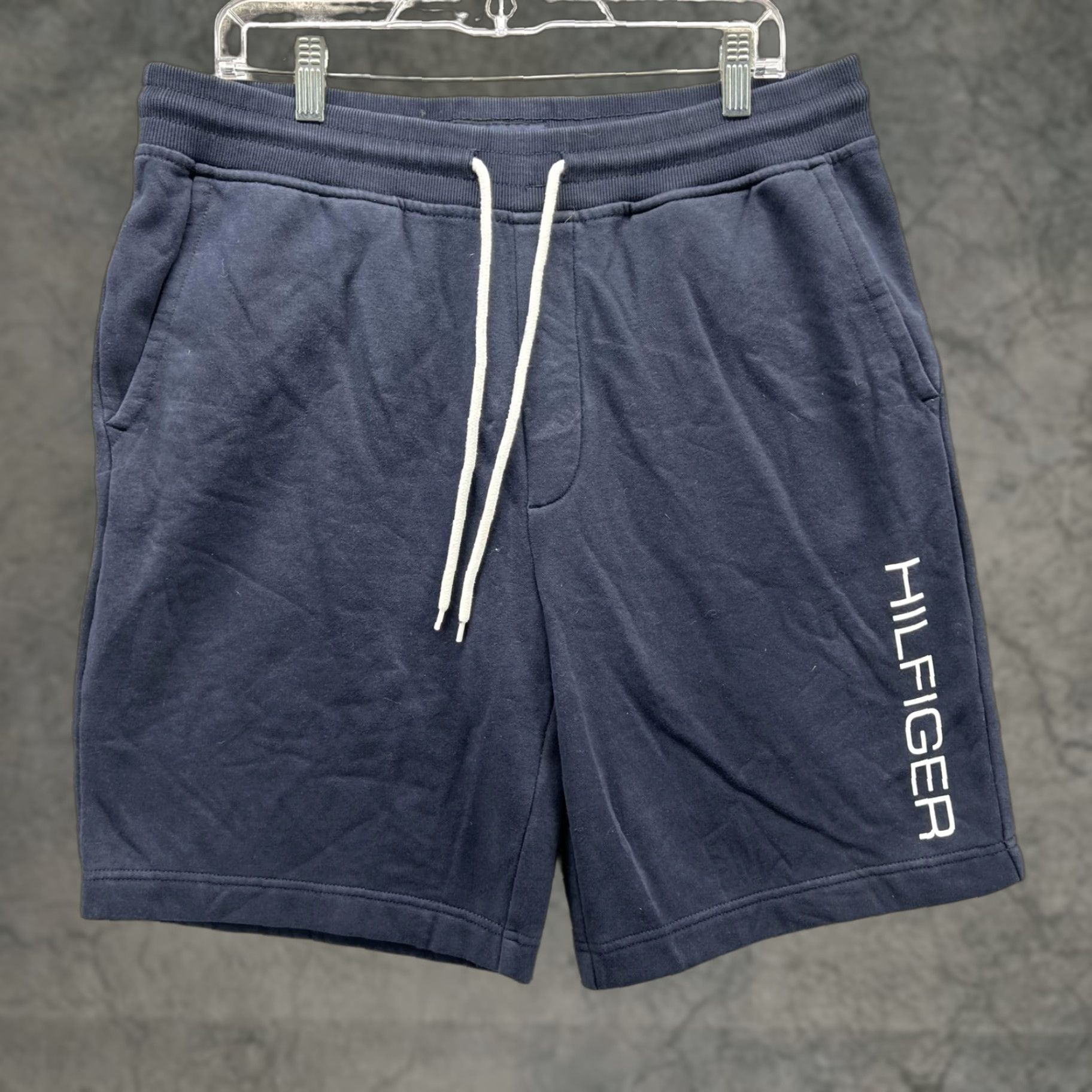 Tommy Hilfiger Tommy Hilfiger Sweat Shorts Mens Large Blue Fleece Logo Drawstring 11 Inseam Size US 33 - 1 Thumbnail
