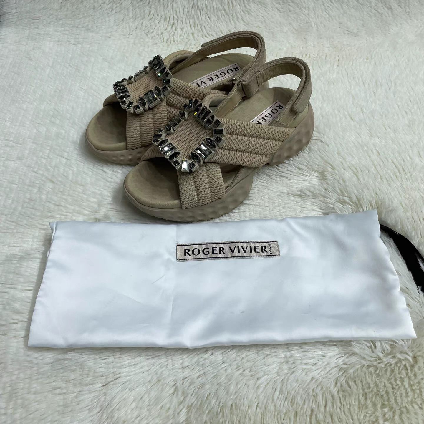 Roger Vivier Roger Vivier Viv' Run Velcro Strap Sandals K15 Size US 7 / IT 37 - 9 Thumbnail