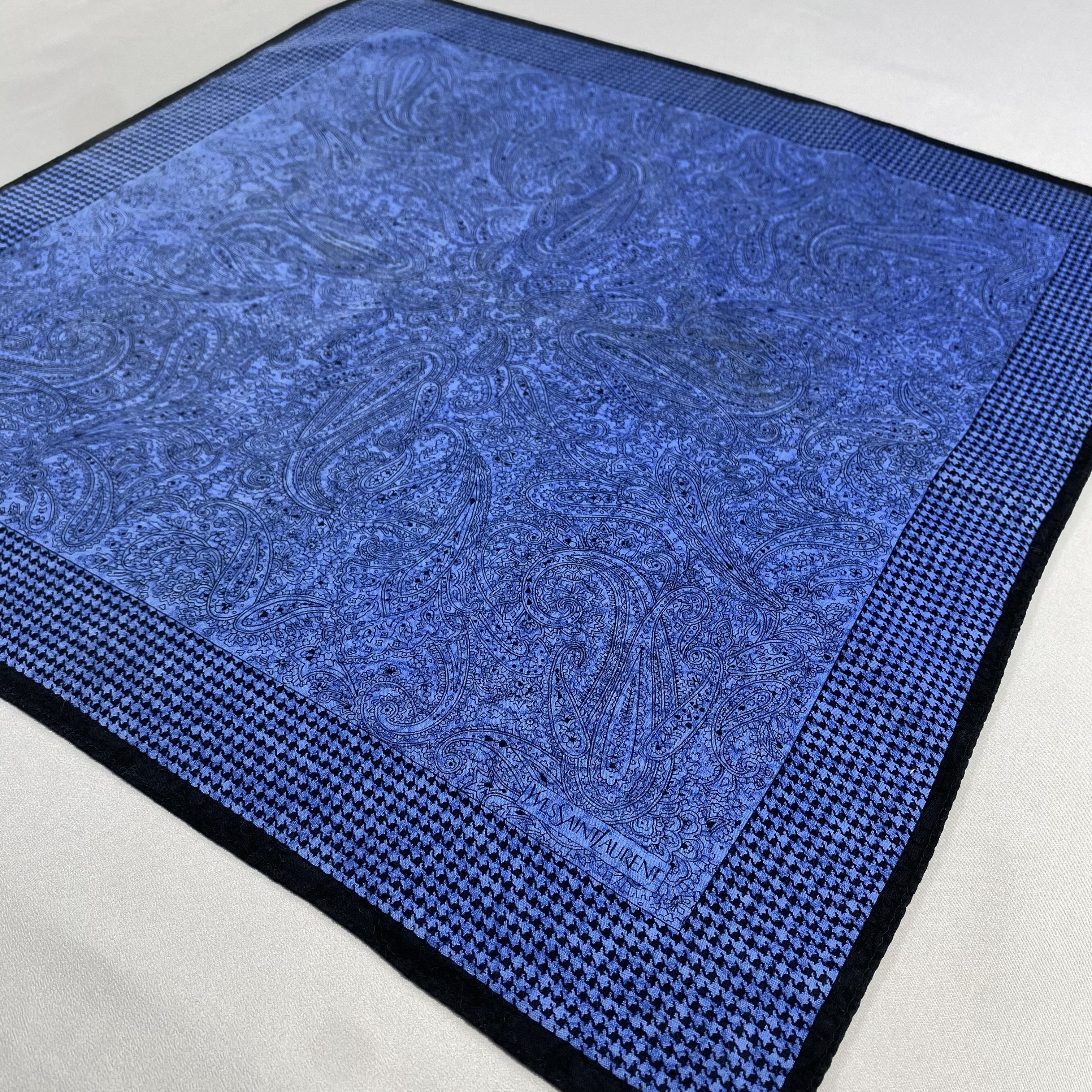 Vintage Yves Saint Laurent Neckerchief / Handkerchief-P667 Size ONE SIZE - 2 Thumbnail
