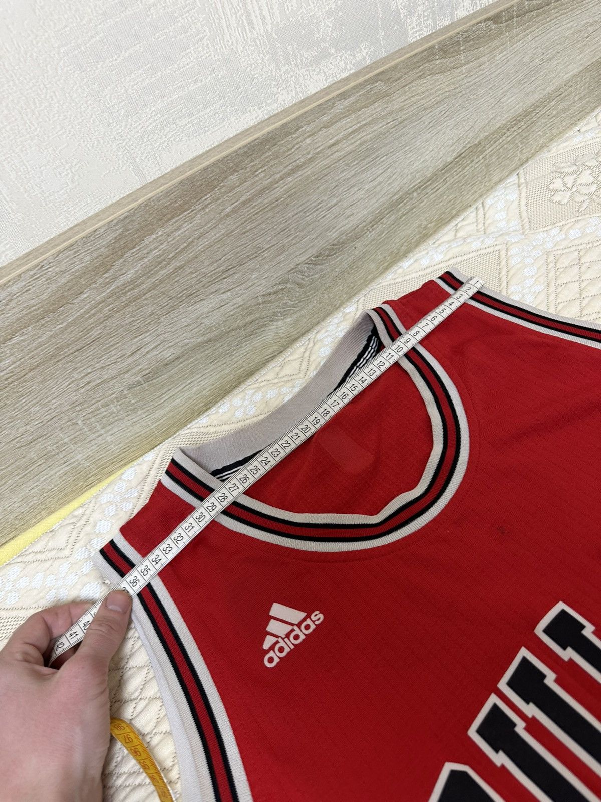 Adidas 🔥 Adidas Chicago Bulls 13 Joakim Noah Jersey NBA Shirt Tank Size US L / EU 52-54 / 3 - 15 Thumbnail