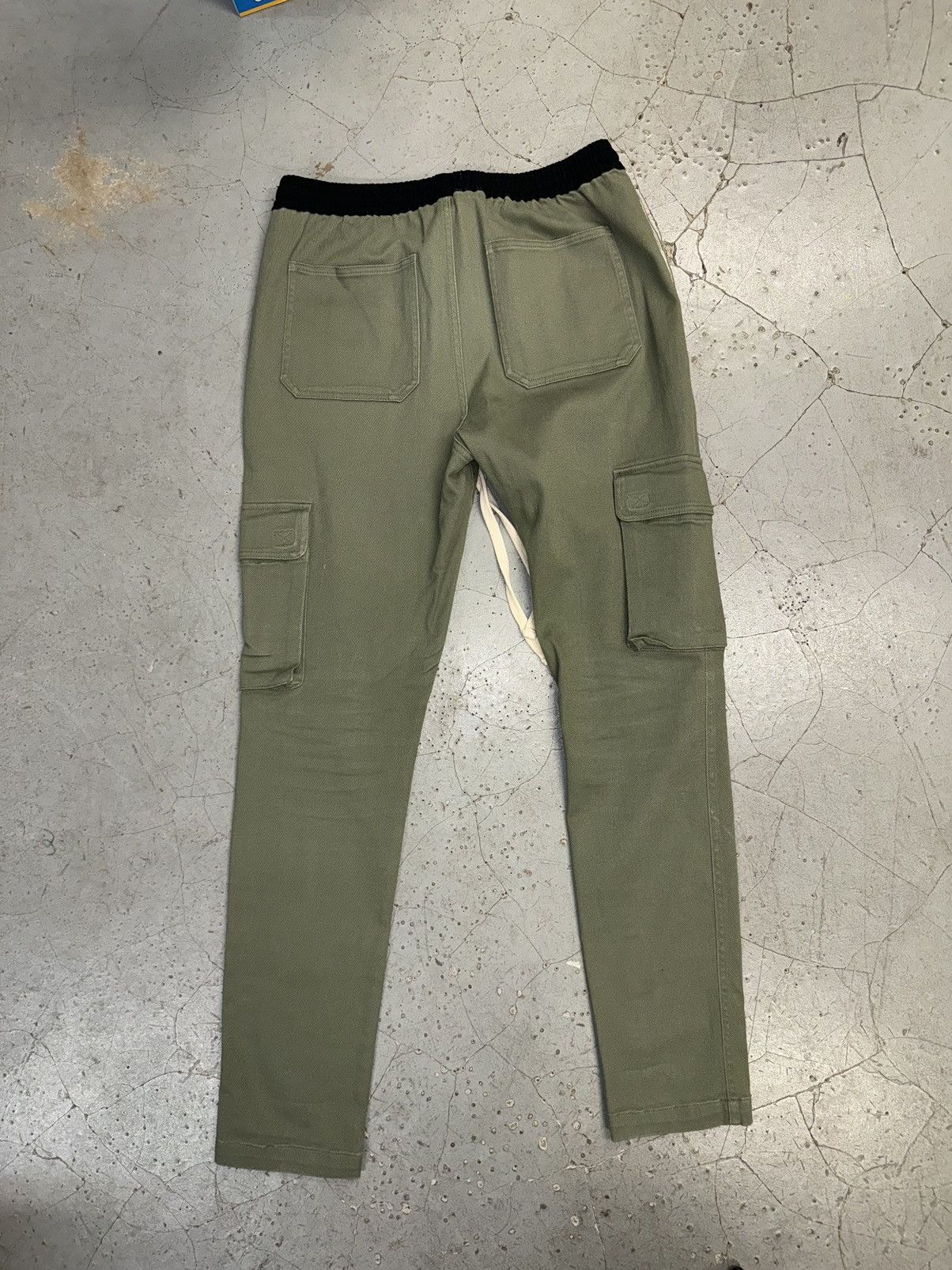 Urban Outfitters Olive Cargo Pants by Urban Outfitters Size US 34 / EU 50 - 2 Thumbnail