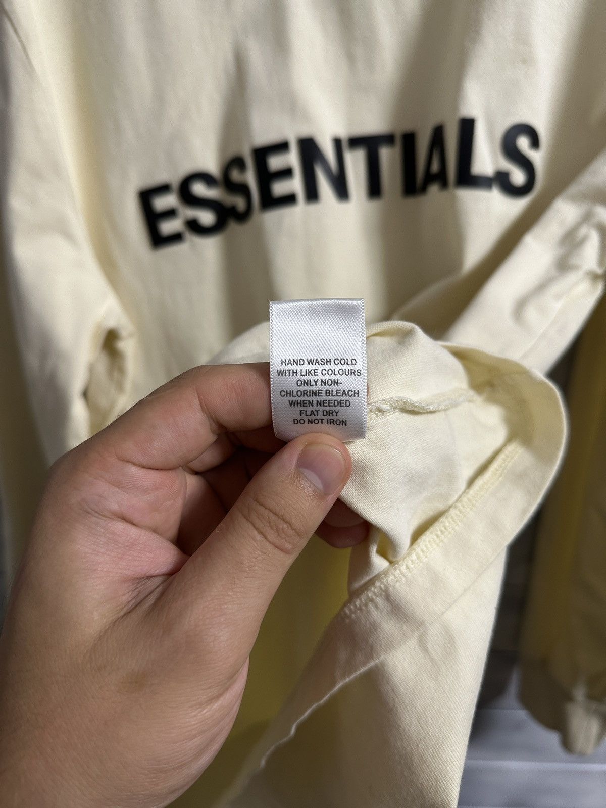 Essentials Rare Long-Sleeve Fear Of God Essentials FOG Size US M / EU 48-50 / 2 - 11 Thumbnail
