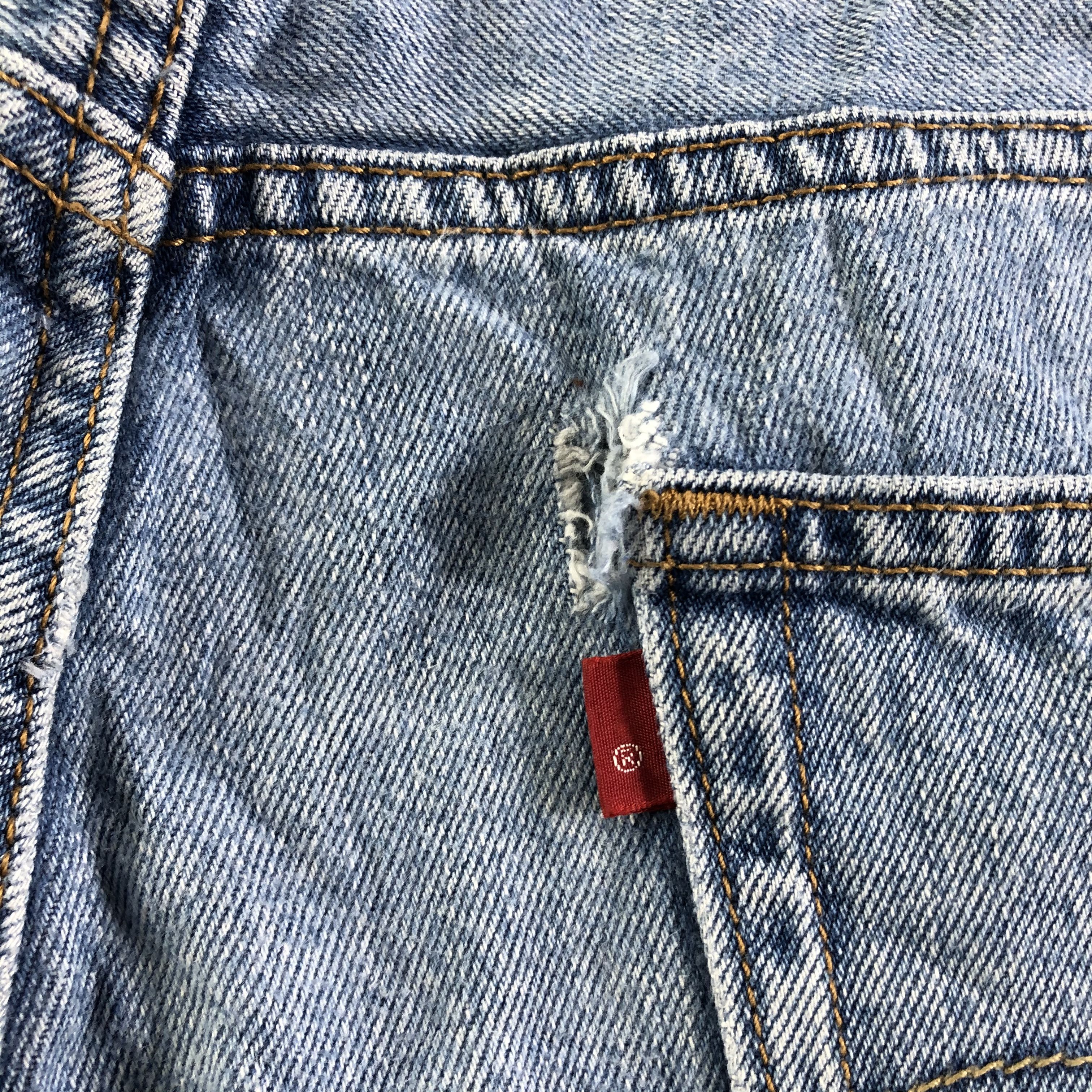 Levi's Vintage Blue Wash Levis 505 Jeans-J3046 Size US 35 - 8 Thumbnail