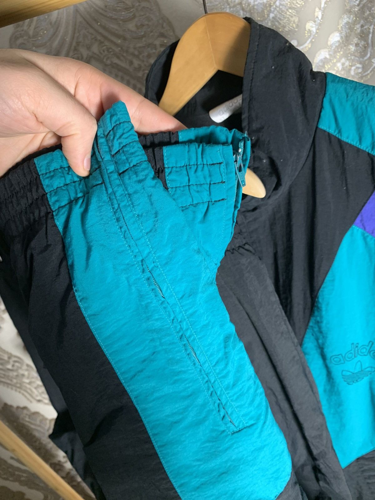 Adidas VINTAGE ADIDAS ORIGINAL EQUIPMENT SUIT RETRO CASUAL Y2K 90s Size US L / EU 52-54 / 3 - 6 Thumbnail