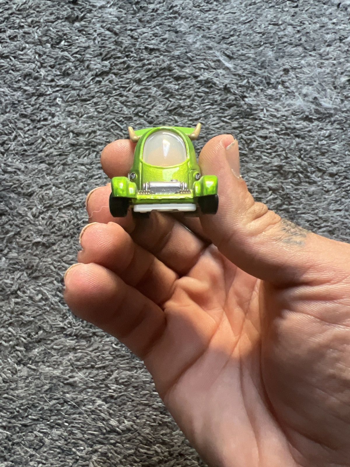 Disney 2017 Disney/Pixar Mattel Hot Wheels Mike Wazowski Size ONE SIZE - 4 Thumbnail