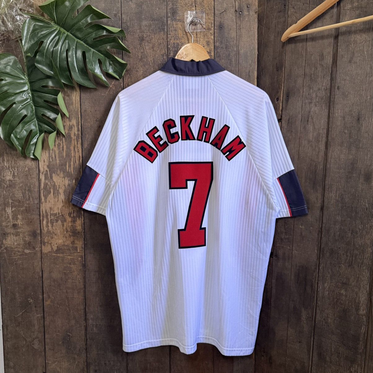Umbro Vintage England 1998 Home Jersey (beckham) Size US XL / EU 56 / 4 - 2 Thumbnail
