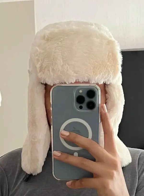 VIBE Beanie Korean Ushanka Size ONE SIZE - 4 Thumbnail