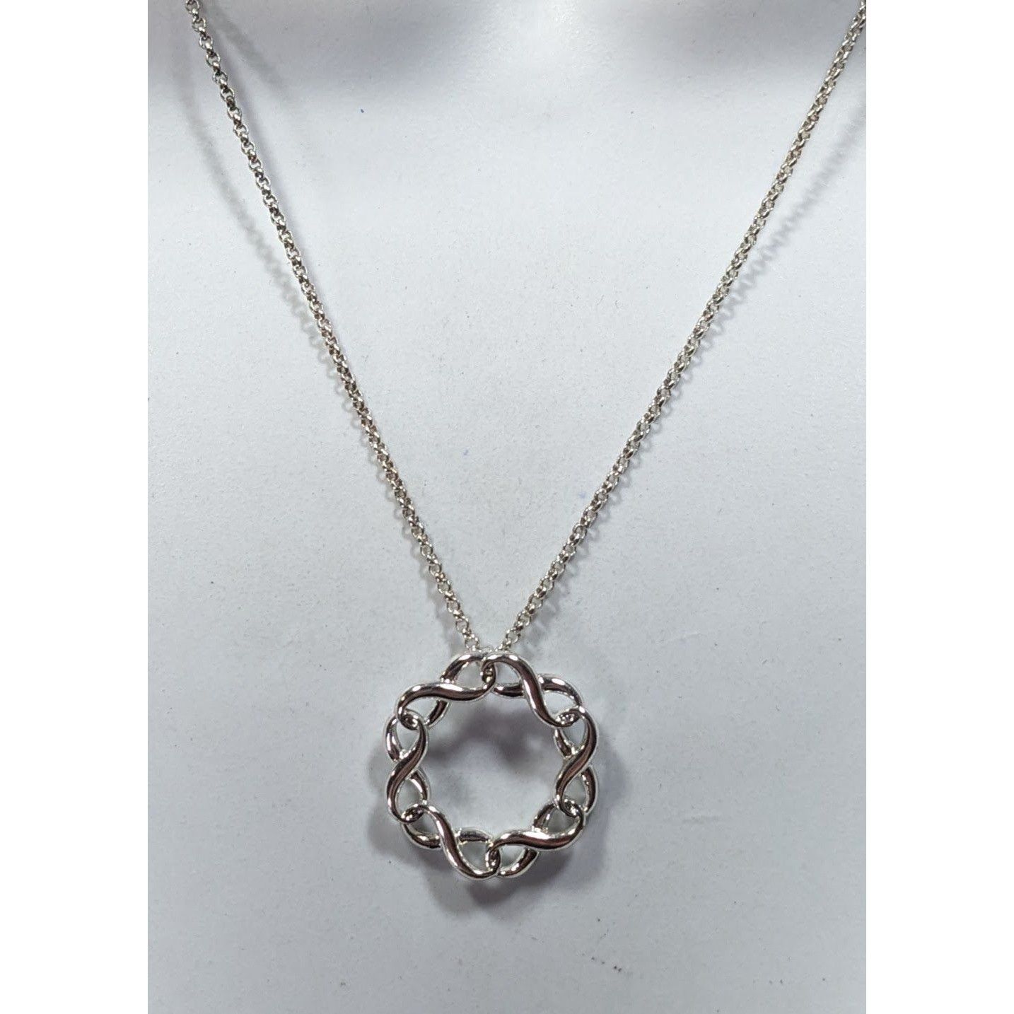 Other Avon Empowerment Circle Of Support Necklace Size ONE SIZE - 4 Thumbnail