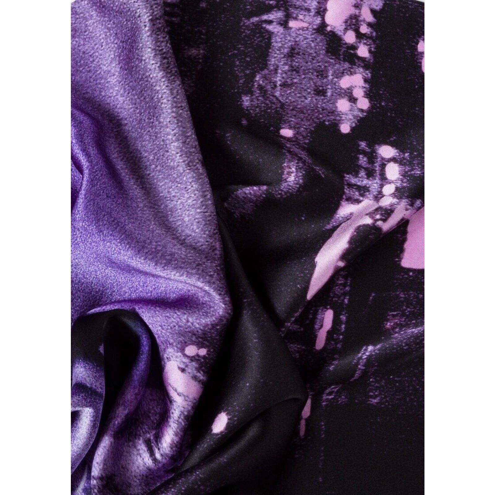 Paul Smith NWT Paul Smith $225 photo-print silk scarf, made in Italy. Size ONE SIZE - 3 Thumbnail