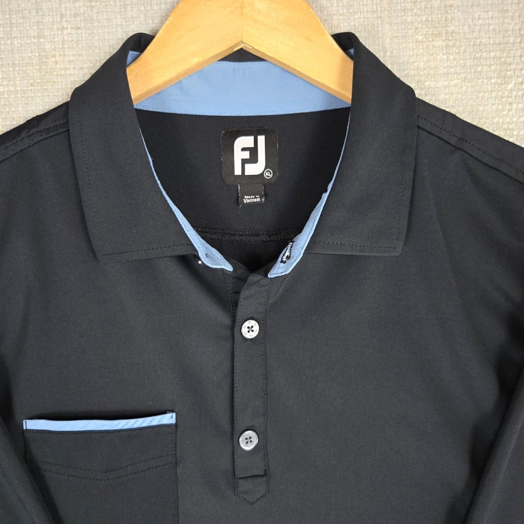 Footjoy FOOTJOY Performance Polo Shirt Size XL Black Blue Pocketed Wicking Golf Mens Size US XL / EU 56 / 4 - 2 Thumbnail