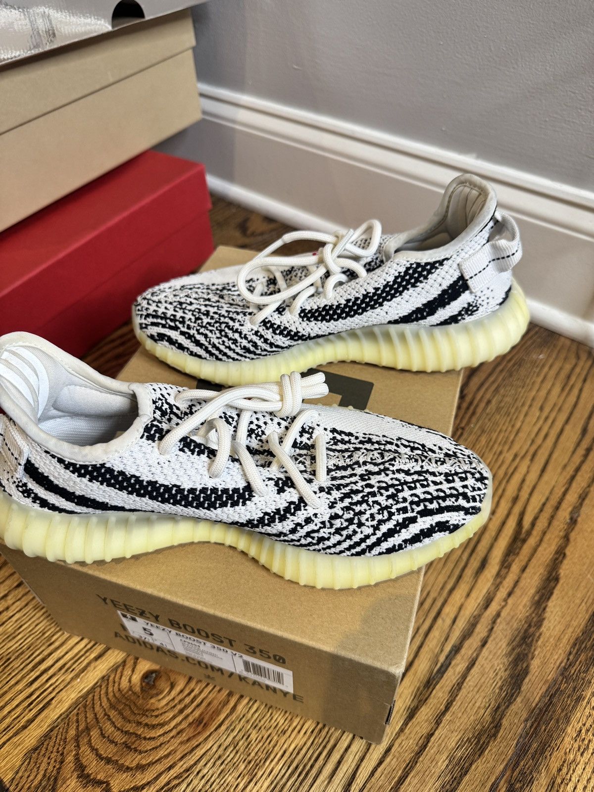 Adidas Yeezy Boost 350 V2 Zebra Size US 5 / EU 37 - 2 Thumbnail