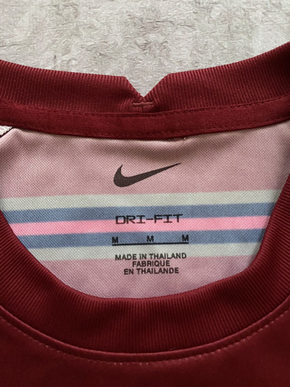Nike × Vintage Nike Liverpool 2021/22 Football Training Shirt Red Striped Size US M / EU 48-50 / 2 - 8 Thumbnail