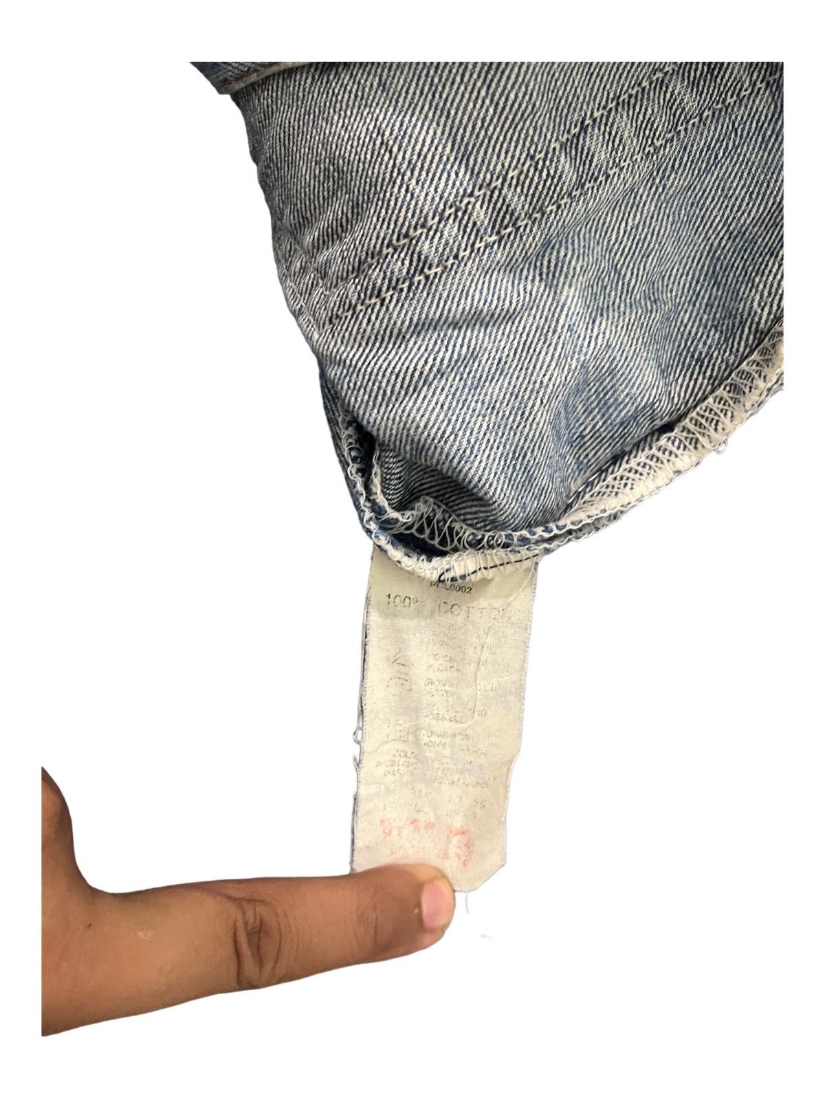 Levi's Vintage Levi’s Blue Wash Distressed Jeans Size US 29 - 11 Thumbnail