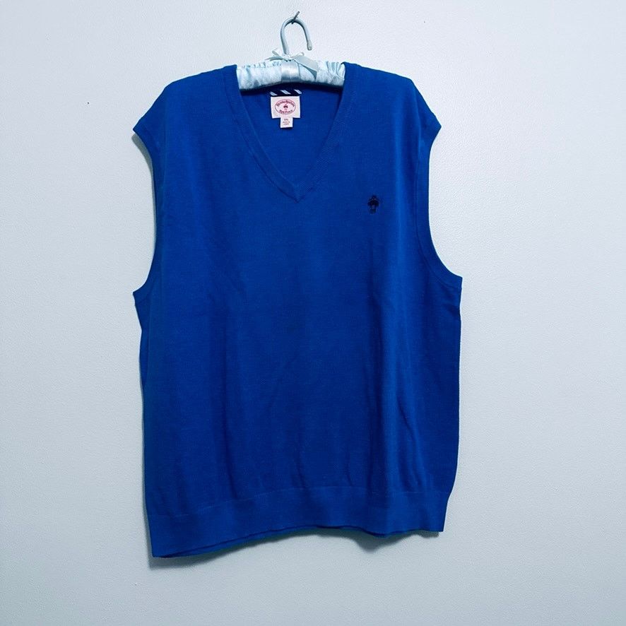 Brooks Brothers Brooks Brothers royal blue sweater vest Size US XXL / EU 58 / 5 - 2 Thumbnail