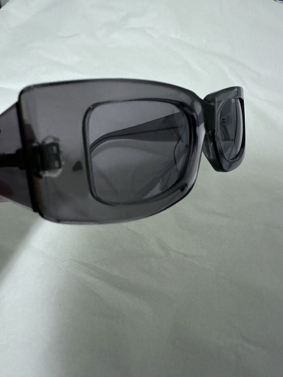 【SUNNEI】Prototype Sunglasses/追跡+関税+全国送料込み Sunnei Sunnei Prototipo 1 Black Sunglasses | Grailed