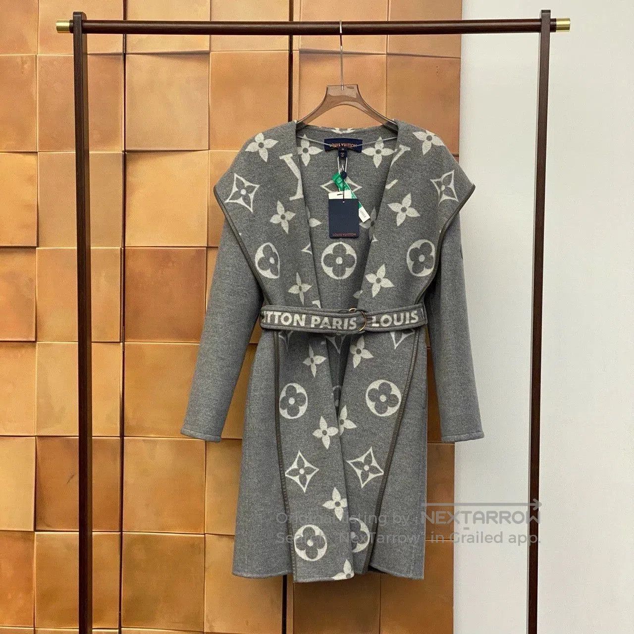 Louis Vuitton Louis Vuitton Monogram Robe Coat. Size US M / EU 48-50 / 2 - 1 Thumbnail