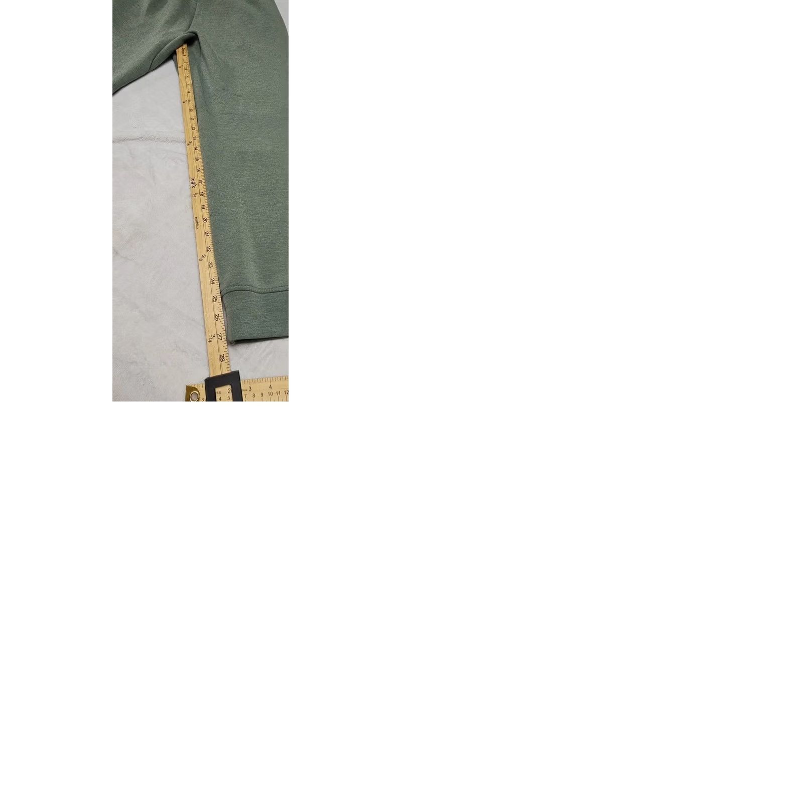 Nike Nike Jogger Pants Mens L Green Drawstring Tapered Activewear Short Description: None Size US 33 - 9 Thumbnail
