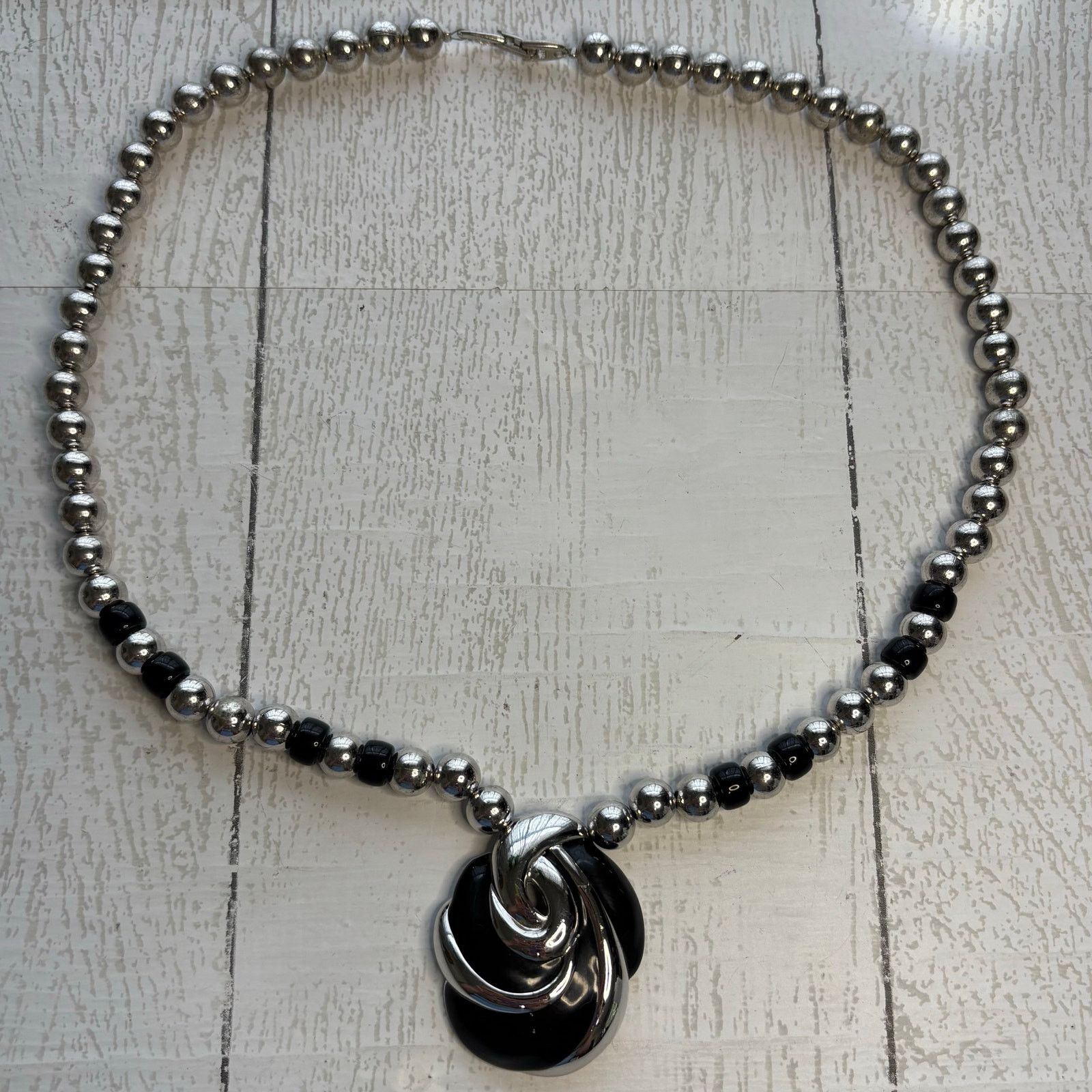 Other Vtg 1980s Napier Black & Silver Tone Swirled Disc Necklace Size ONE SIZE - 1 Thumbnail