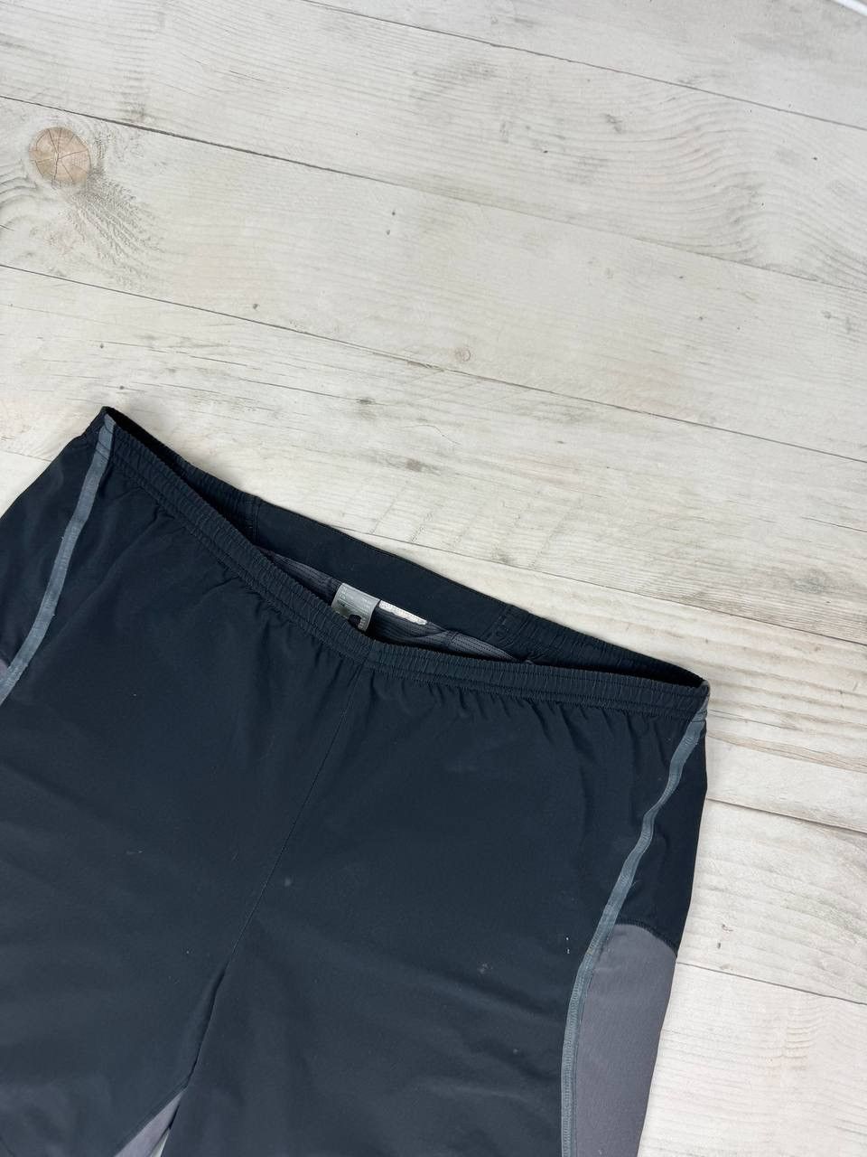 Nike ACG Vintage Nike ACG Shorts Size US 36 / EU 52 - 2 Thumbnail