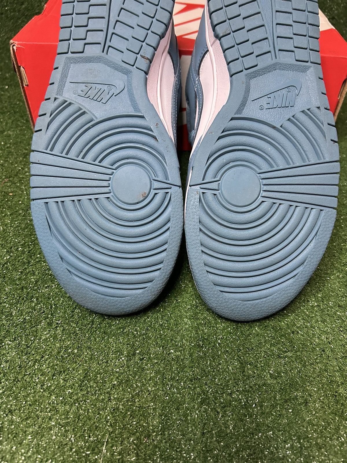 Nike Size 9.5w SouthBeach Dunk Low Size US 9.5 / IT 39.5 - 7 Thumbnail