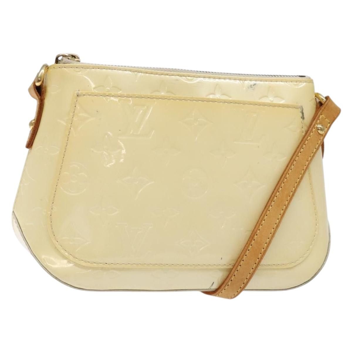 LOUIS VUITTON Monogram Vernis Minna Street Shoulder Bag