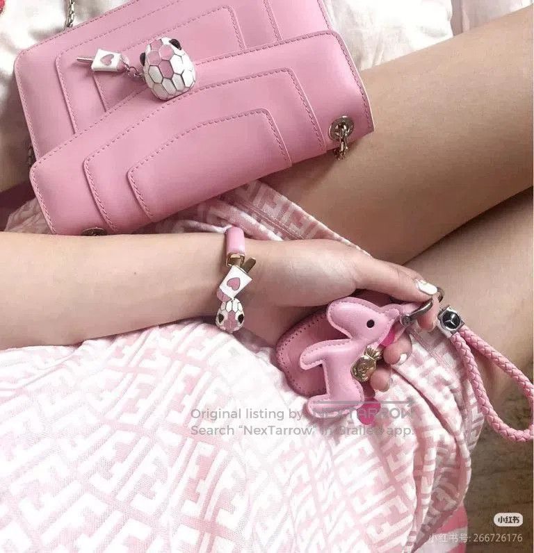 Bvlgari Bvlgari 2018 Valentine Limited Pink Accordion Bag. Size ONE SIZE - 7 Thumbnail