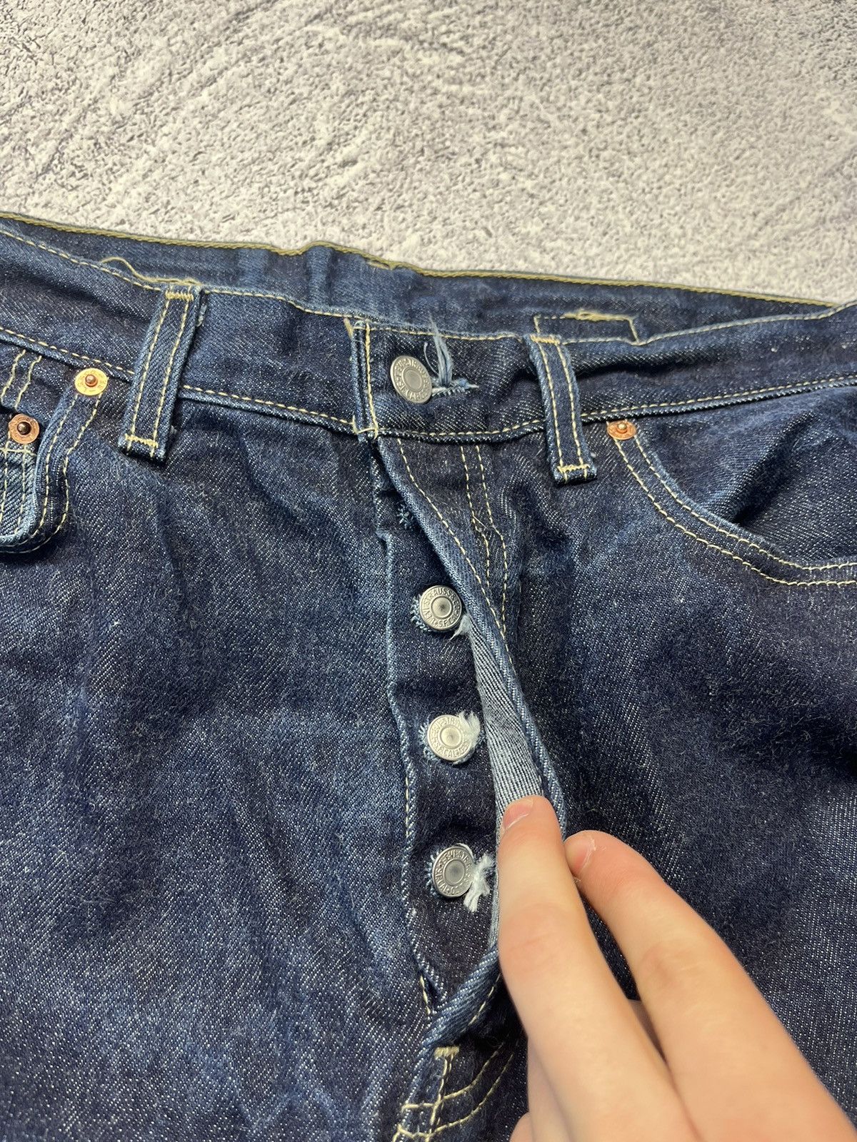 Levi's Vintage 90s Levis Blue Wash Style Baggy Jeans Y2K Rare Size US 36 / EU 52 - 13 Thumbnail