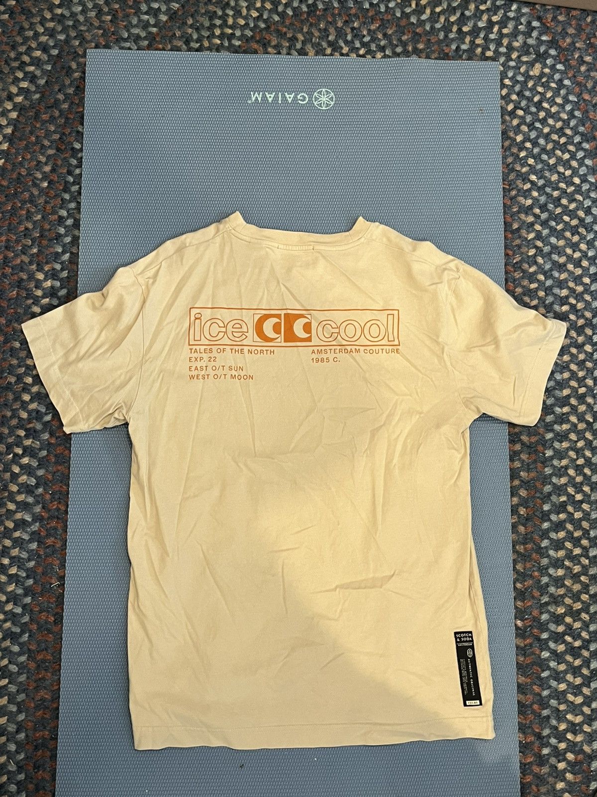 Scotch & Soda Scotch & Soda cream graphic logo tee Size US M / EU 48-50 / 2 - 3 Thumbnail