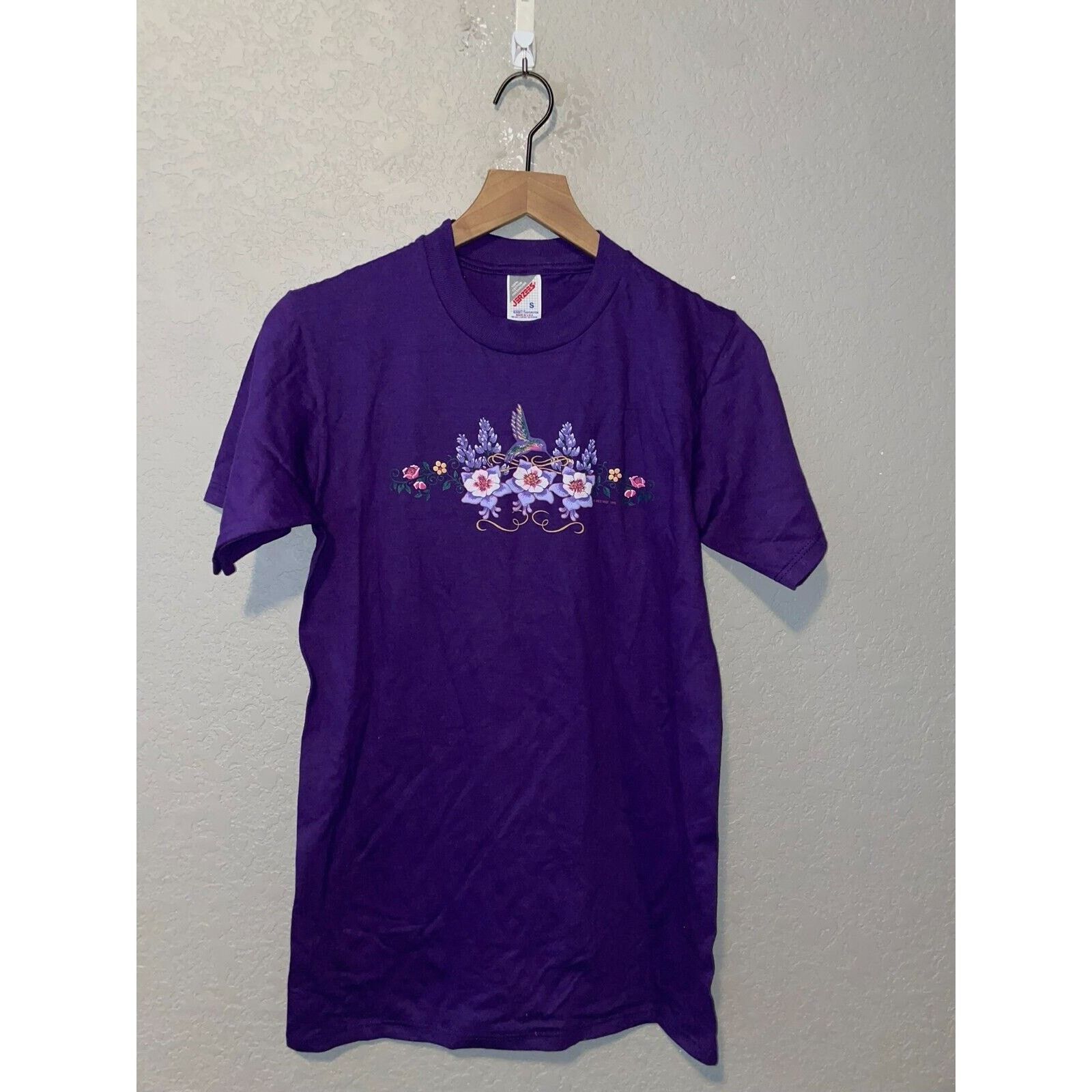 Jerzees Vintage Flower Shirt Wild West Bird Purple Tee VTG 90s Small Size US S / EU 44-46 / 1 - 1 Thumbnail