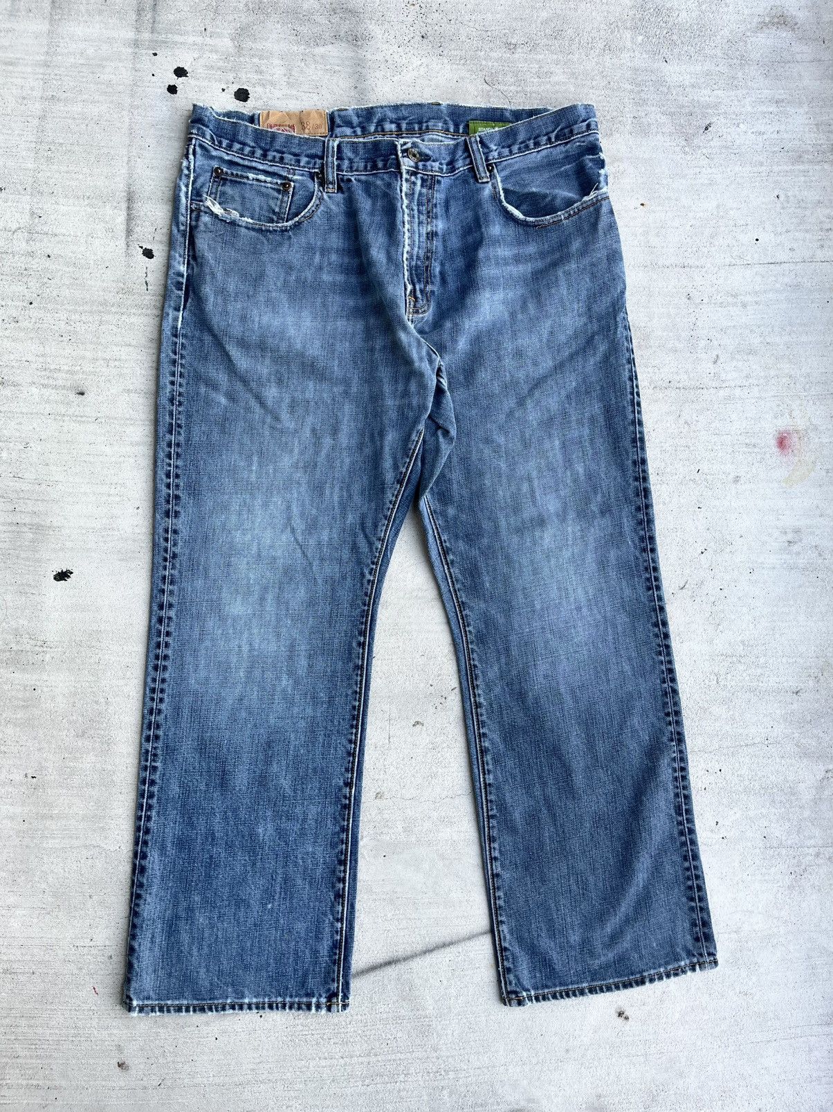 Gap 38 X 30 distress with a sick wash baggy and high quality Size US 38 / EU 54 - 1 Thumbnail
