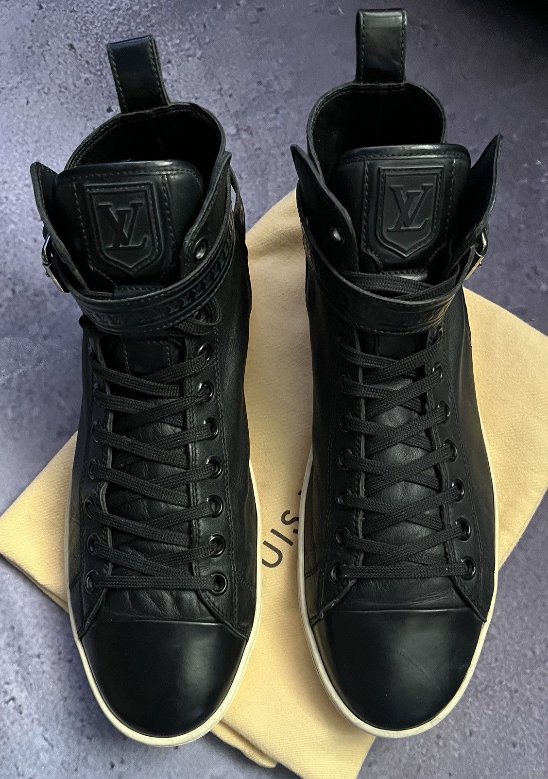 Louis Vuitton LOUIS VUITTON Montant LV Trainer leather high trainers Size US 9 / EU 42 - 1 Thumbnail