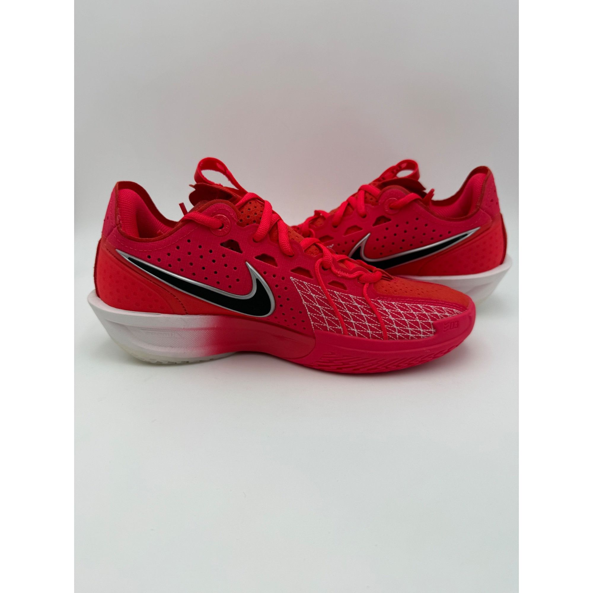 Nike Size 7 - Air Zoom GT Cut 3 'Siren Red' Basketball Shoes Size US 7 / EU 40 - 4 Thumbnail