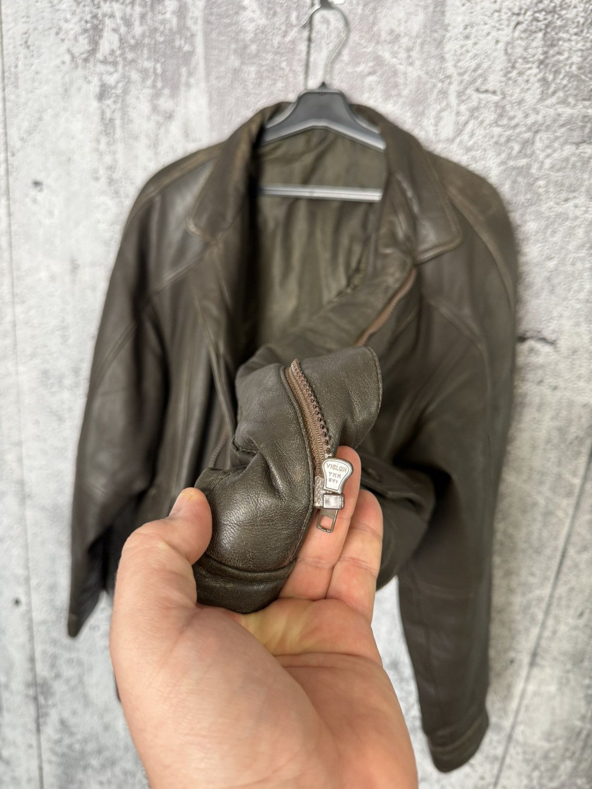 Vintage Vintage Brown Leather Jacket Retro Style Flight Bomber Size US L / EU 52-54 / 3 - 19 Thumbnail